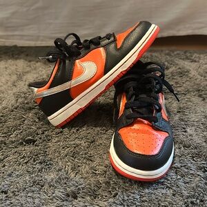 Kids Nike Dunk Low Basketball 🏀 Sneaker 👟
